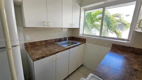 7629 Dickens Avenue Miami Beach FL 33141