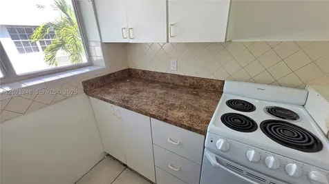 7629 Dickens Avenue Miami Beach FL 33141