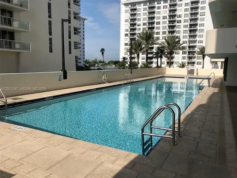 5757 Collins Avenue Miami Beach FL 33140