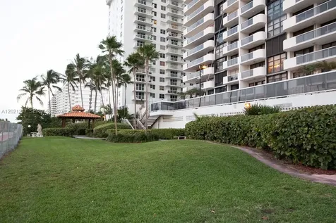 5757 Collins Avenue Miami Beach FL 33140