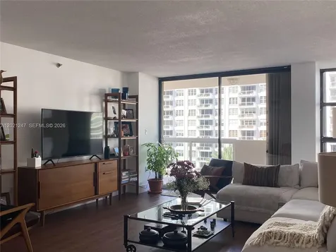 5757 Collins Avenue Miami Beach FL 33140