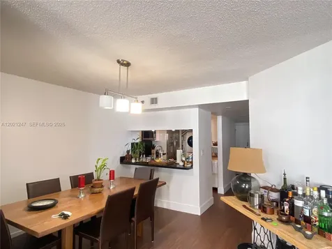 5757 Collins Avenue Miami Beach FL 33140