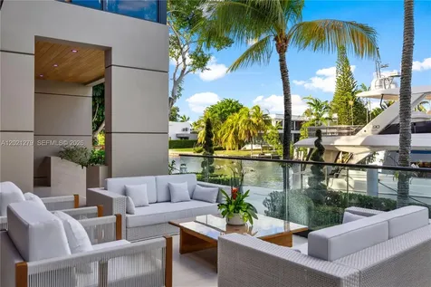 905 Belle Meade Island Drive Miami FL 33138