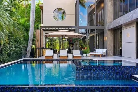 905 Belle Meade Island Drive Miami FL 33138