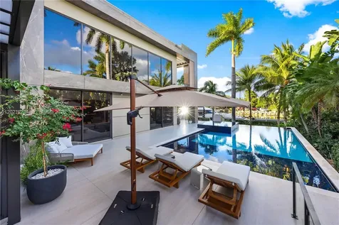 905 Belle Meade Island Drive Miami FL 33138