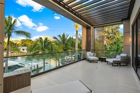 905 Belle Meade Island Drive Miami FL 33138