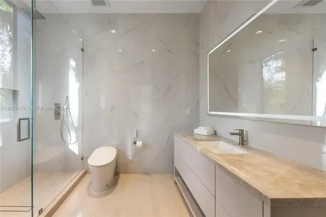905 Belle Meade Island Drive Miami FL 33138