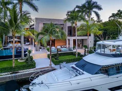 905 Belle Meade Island Drive Miami FL 33138