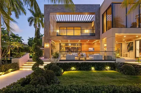 905 Belle Meade Island Drive Miami FL 33138