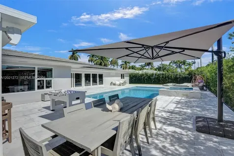 1230 Adams Street Hollywood FL 33019