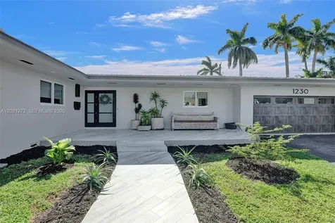 1230 Adams Street Hollywood FL 33019