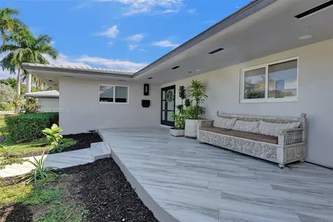 1230 Adams Street Hollywood FL 33019