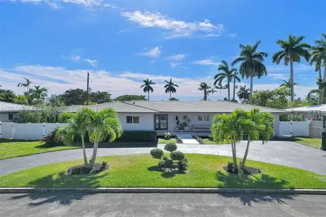 1230 Adams Street Hollywood FL 33019