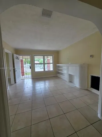 315 NW 53rd Street Miami FL 33127
