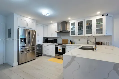 6815 Edgewater Drive Coral Gables FL 33133