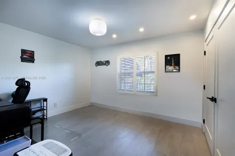6815 Edgewater Drive Coral Gables FL 33133