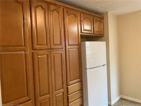 2225 N Unicorn Avon Park FL 33825