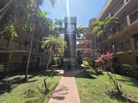 5560 W 21st Court Hialeah FL 33016