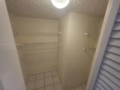 5560 W 21st Court Hialeah FL 33016