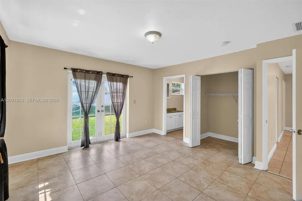 2620 NW 15th Street Fort Lauderdale FL 33311