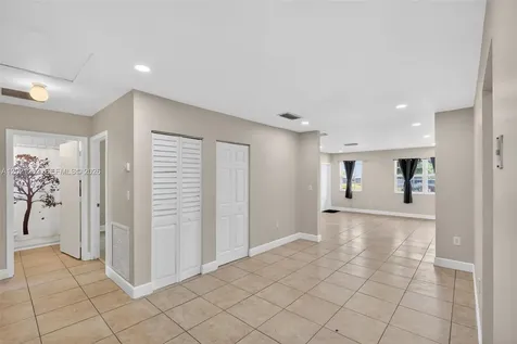 2620 NW 15th Street Fort Lauderdale FL 33311