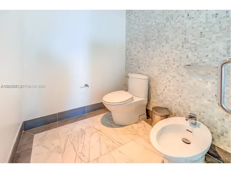200 Biscayne Boulevard Way Miami FL 33131