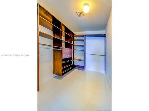 200 Biscayne Boulevard Way Miami FL 33131