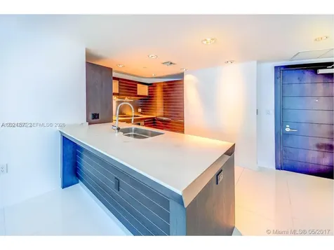 200 Biscayne Boulevard Way Miami FL 33131