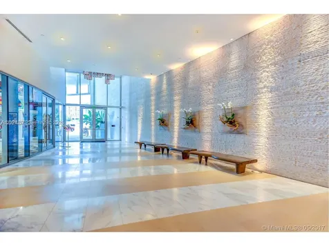 200 Biscayne Boulevard Way Miami FL 33131