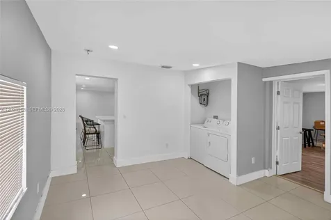 8224 NW 1st Place Miami FL 33150