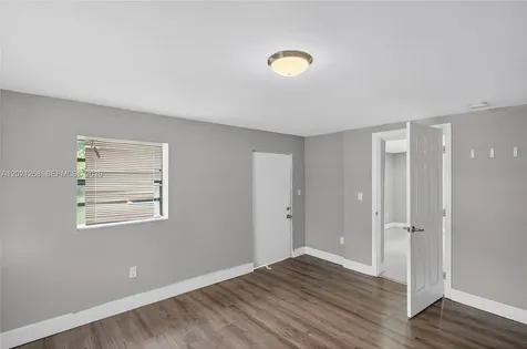 8224 NW 1st Place Miami FL 33150