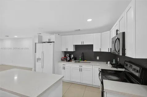 8224 NW 1st Place Miami FL 33150