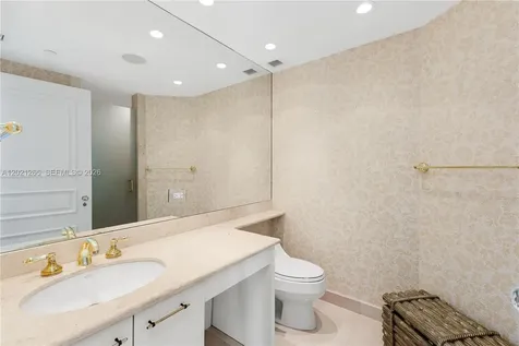19955 NE 38th Court Aventura FL 33180