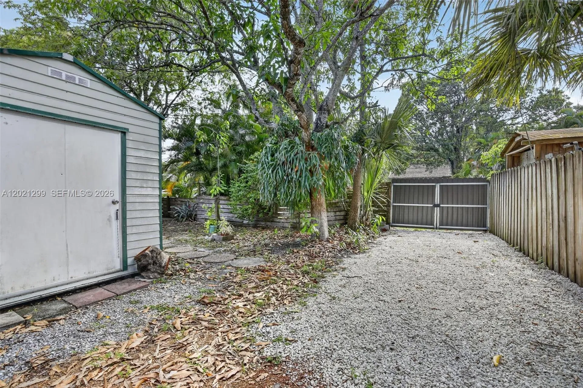 2048 SW 28th Terrace Fort Lauderdale FL 33312