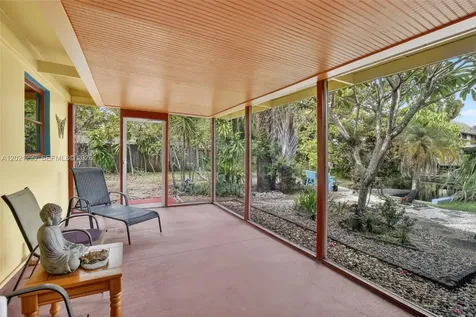 2048 SW 28th Terrace Fort Lauderdale FL 33312