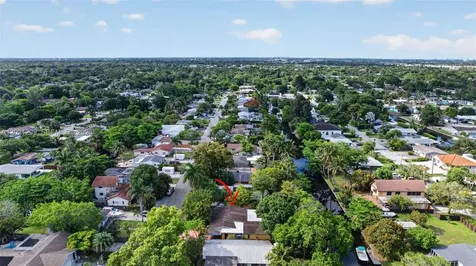 2048 SW 28th Terrace Fort Lauderdale FL 33312