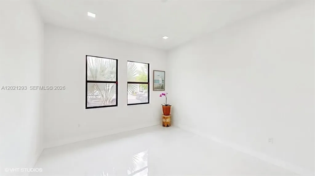 8350 Royal County Down Road Boca Raton FL 33434