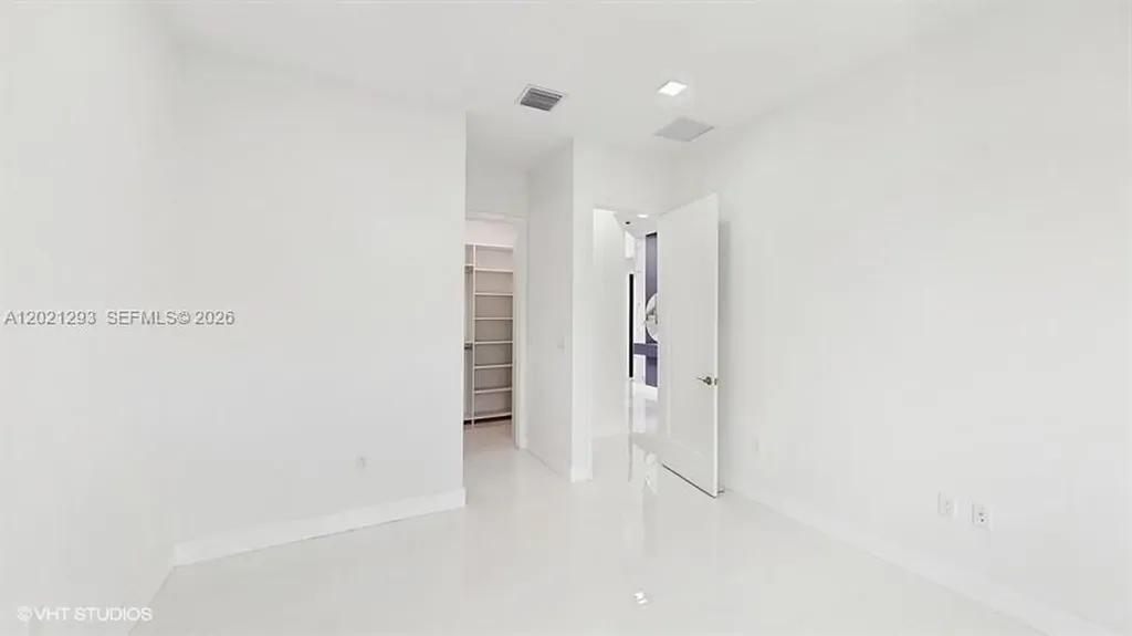 8350 Royal County Down Road Boca Raton FL 33434