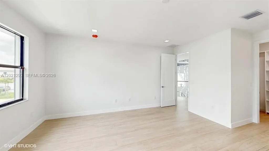 8350 Royal County Down Road Boca Raton FL 33434