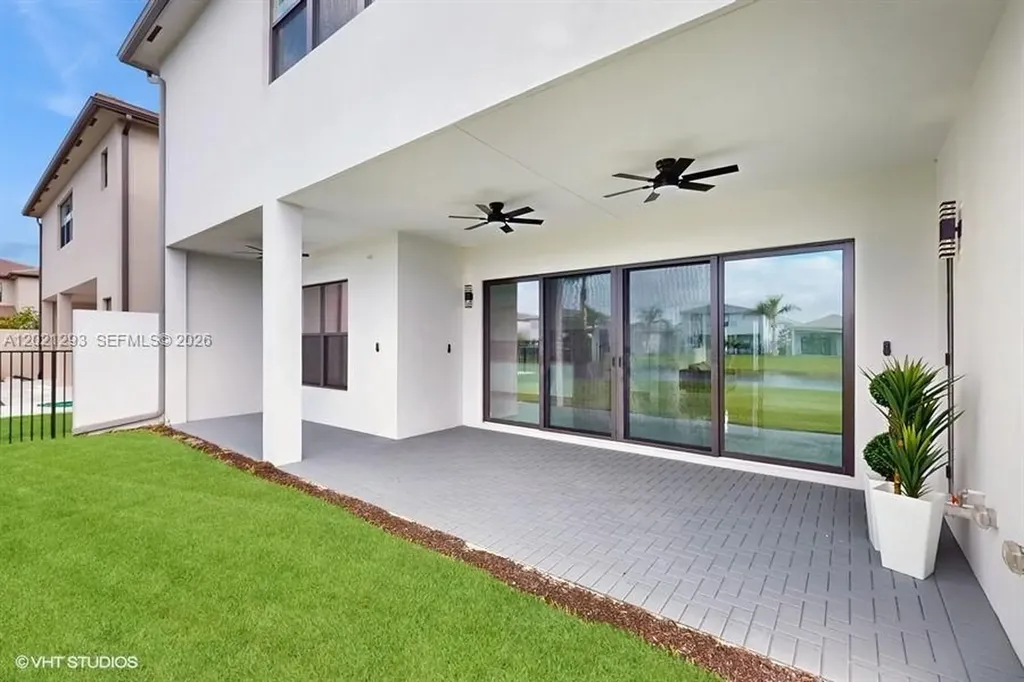 8350 Royal County Down Road Boca Raton FL 33434