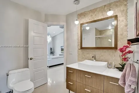 2001 NE 214th Street Miami FL 33179