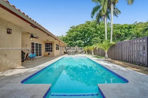 2001 NE 214th Street Miami FL 33179