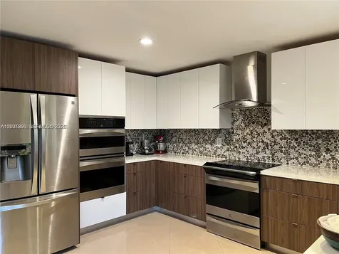 2001 NE 214th Street Miami FL 33179