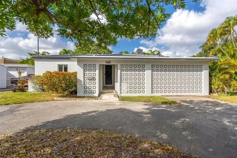 648 South Drive Miami Springs FL 33166