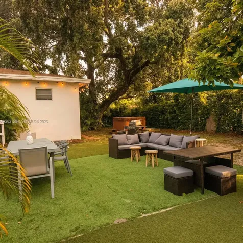 1275 NW 50th Street Miami FL 33142