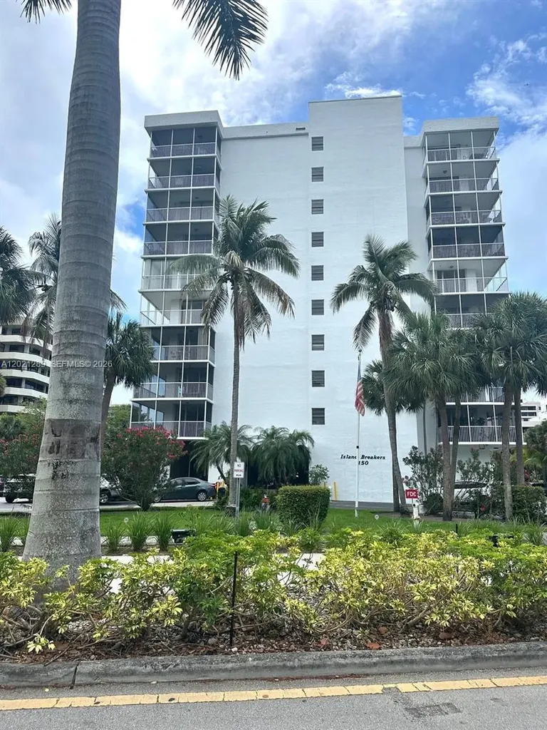 150 Ocean Lane Drive Key Biscayne FL 33149