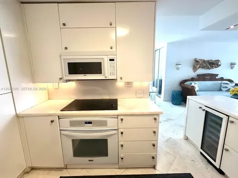 150 Ocean Lane Drive Key Biscayne FL 33149