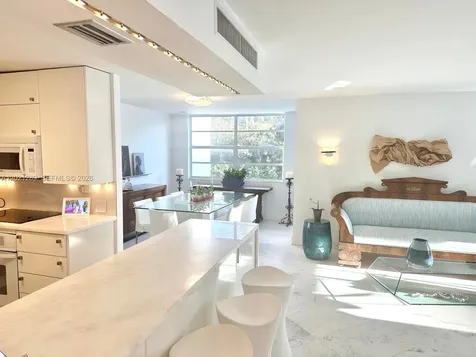 150 Ocean Lane Drive Key Biscayne FL 33149