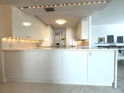 150 Ocean Lane Drive Key Biscayne FL 33149