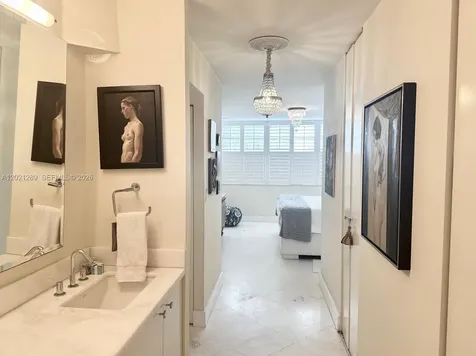 150 Ocean Lane Drive Key Biscayne FL 33149